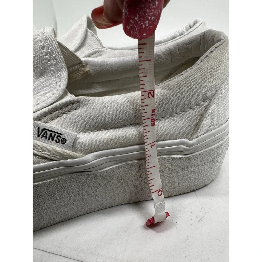 Women's Vans Size 5.5 White Platform Slip On EUC SB22